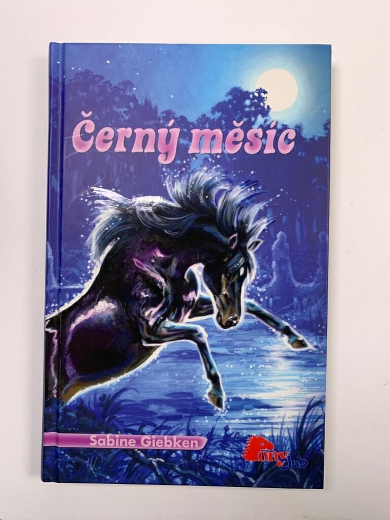 Černý měsíc Pevná (2010 - bez obalu)