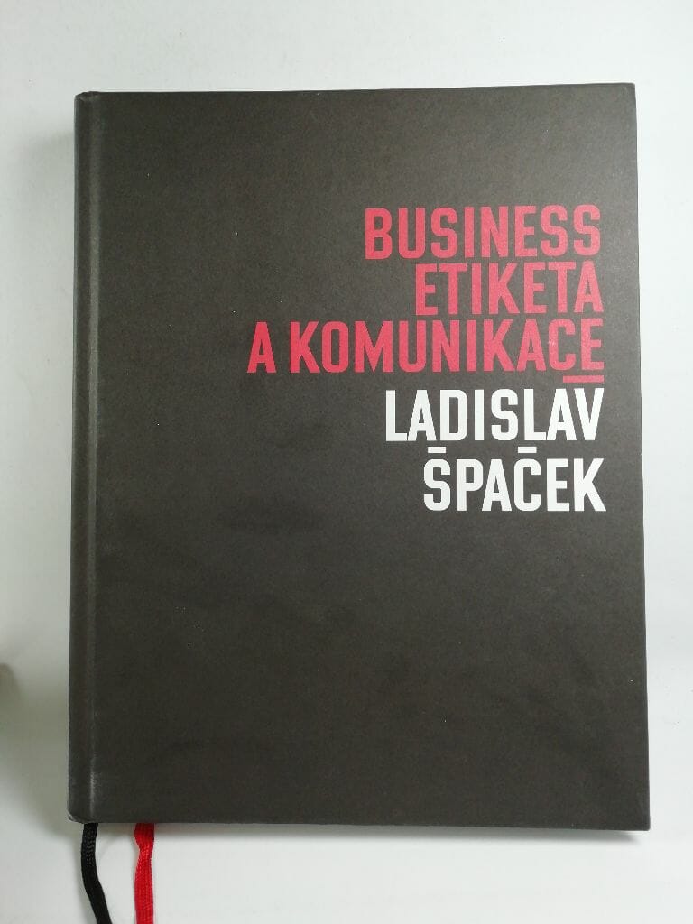Levně Business etiketa a komunikace Pevná (2013 bez obalu)