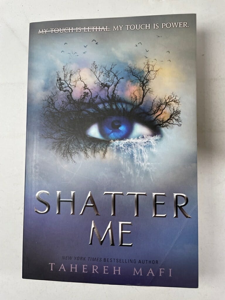 Levně Shatter Me (1) Měkká