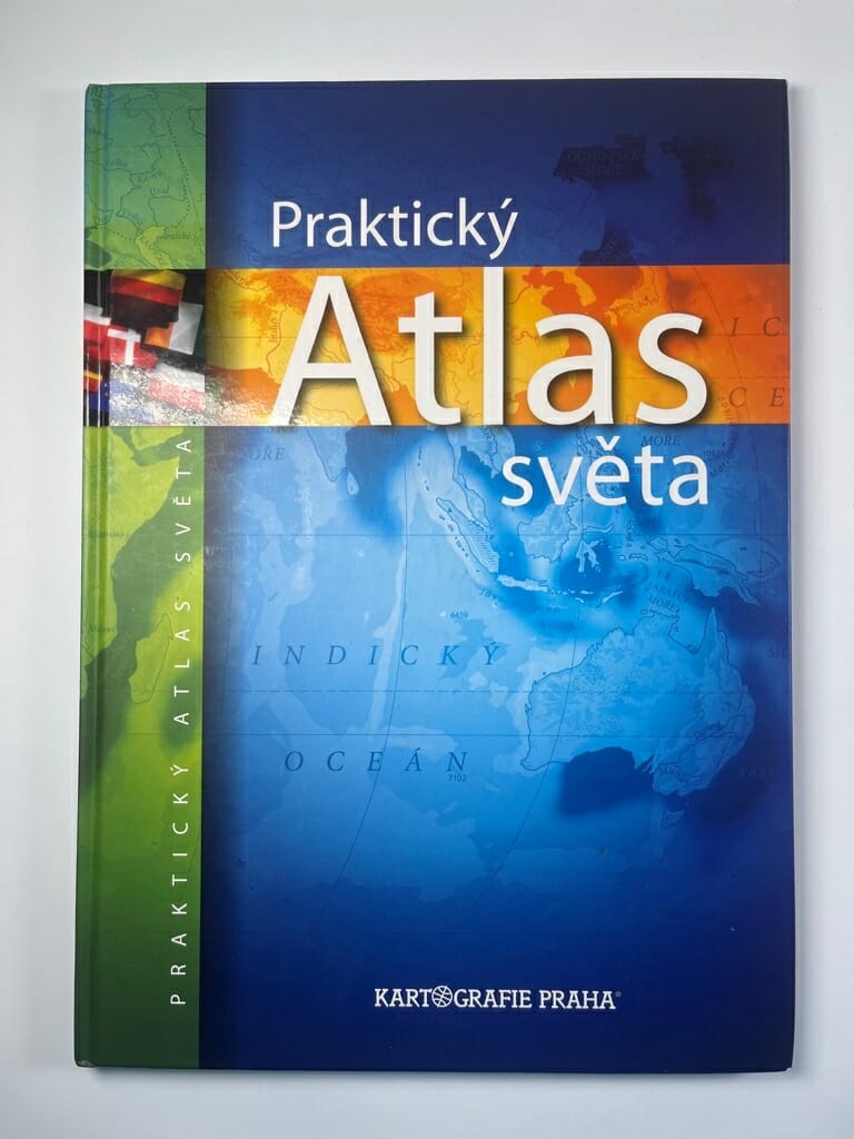 Levně Praktický atlas světa Pevná (2011)