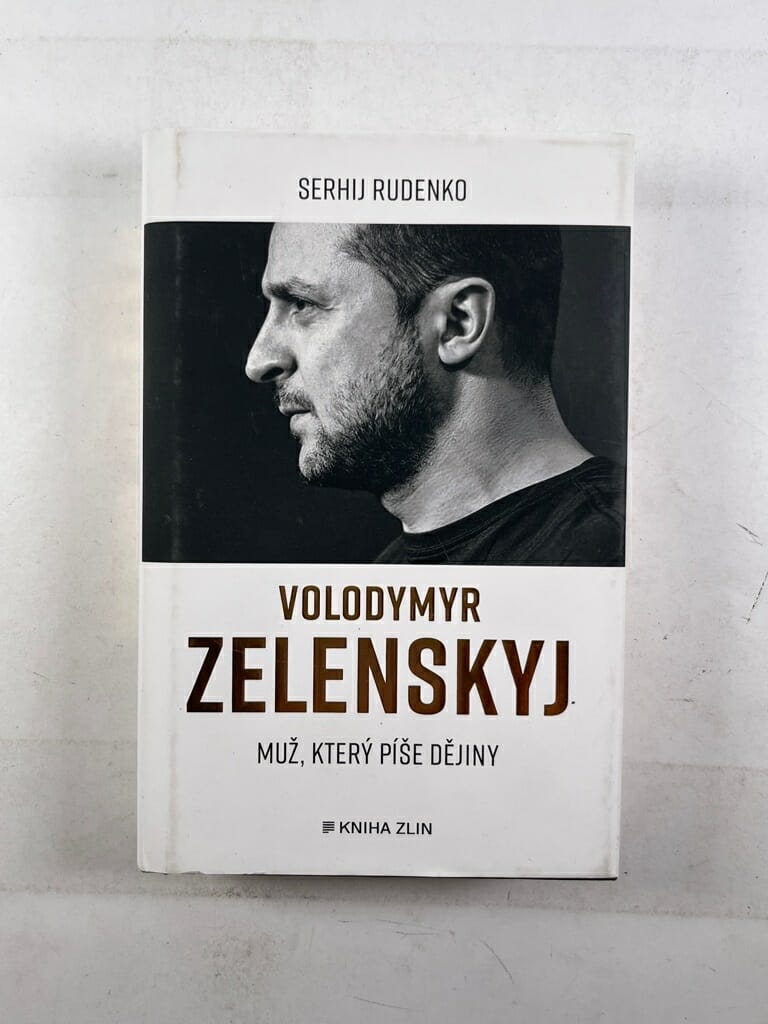 Levně Volodymyr Zelenskyj - Muž, který píše dějiny Pevná (2022)