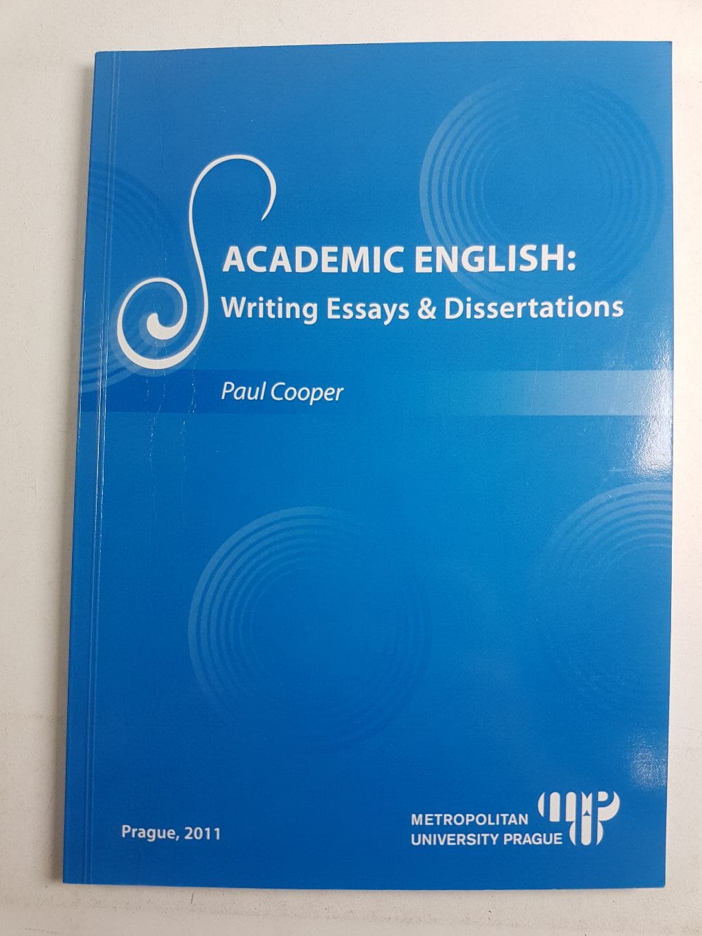 Levně Academic English: Writing Essays & Dissertations
