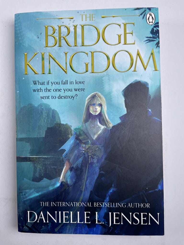 Levně The Bridge Kingdom (1)