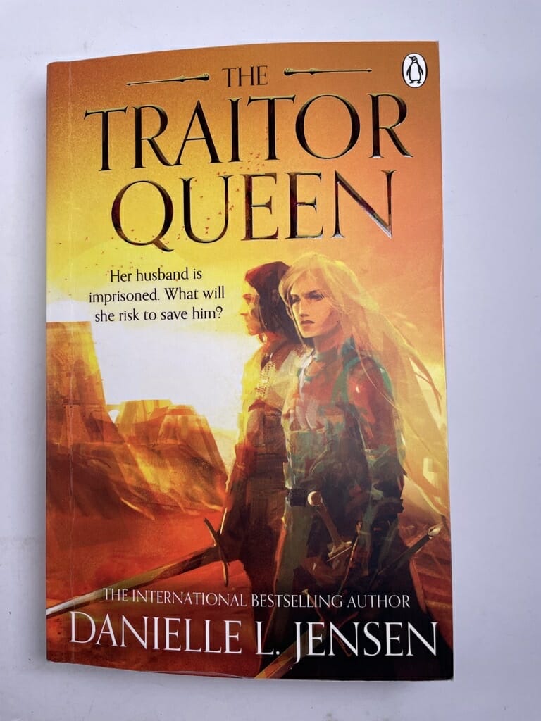 Levně The Traitor Queen