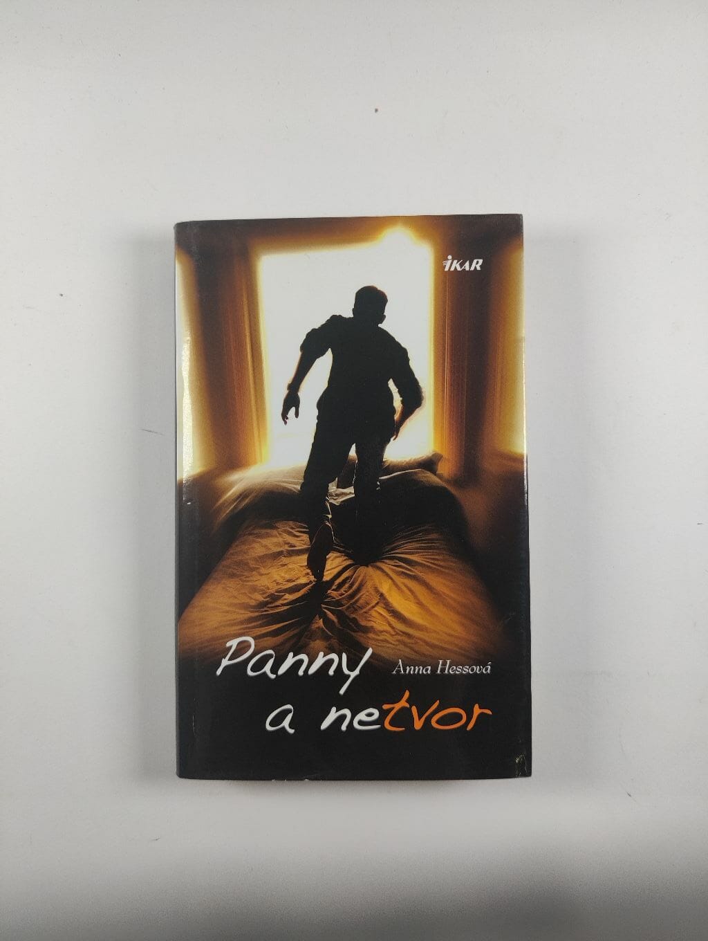 Levně Panny a netvor