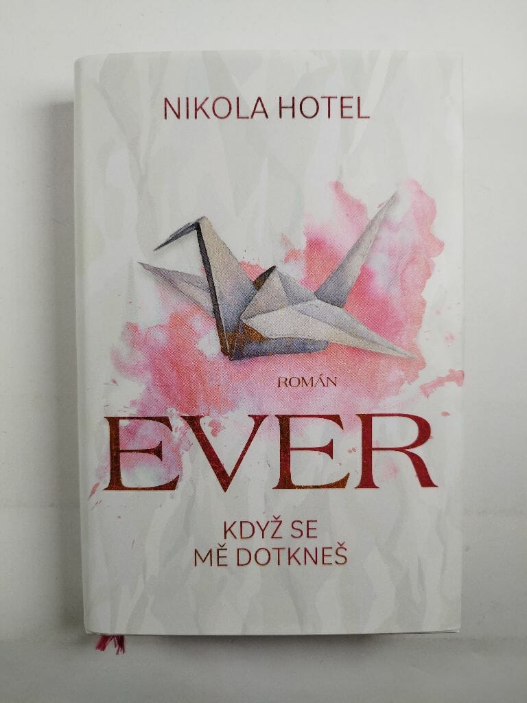 Křehké pouto: Ever - Když se mě dotkneš (1)