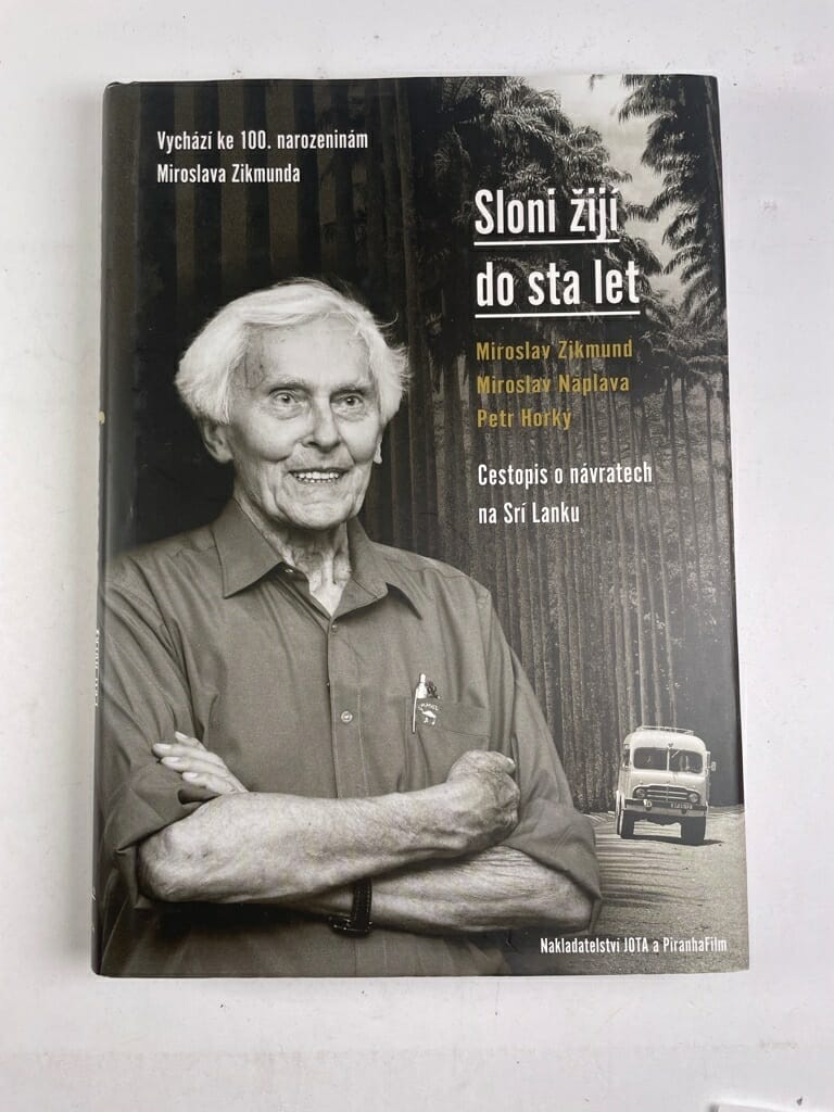 Sloni žijí do sta let Pevná (2019)