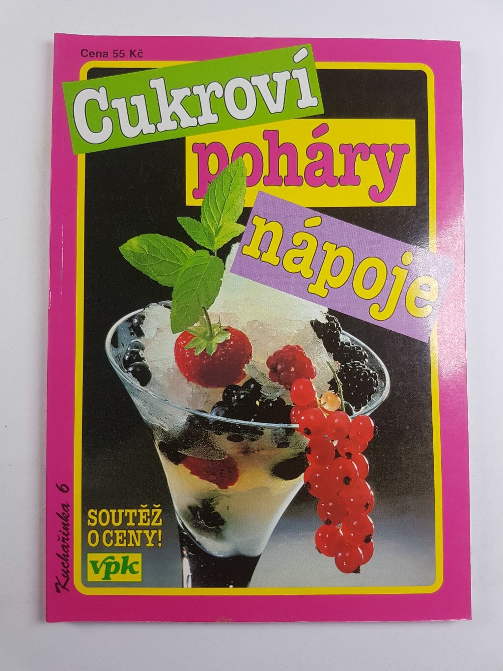 Levně Cukroví, nápoje, poháry