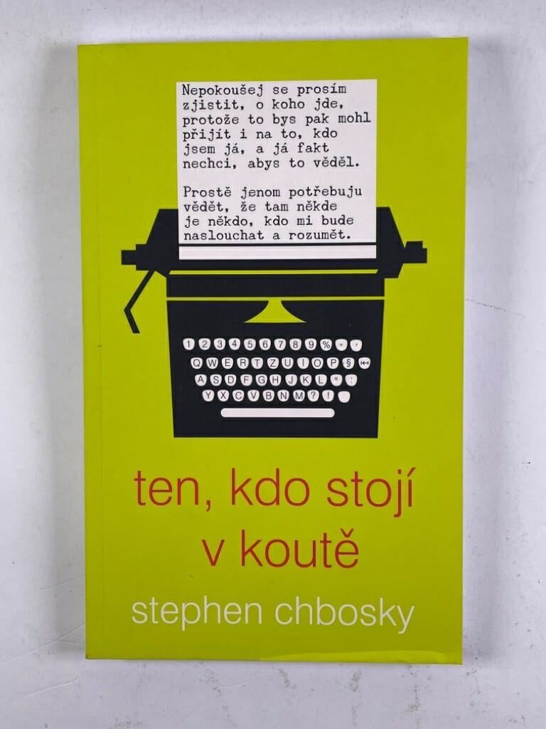 Ten, kdo stojí v koutě Měkká (2022)