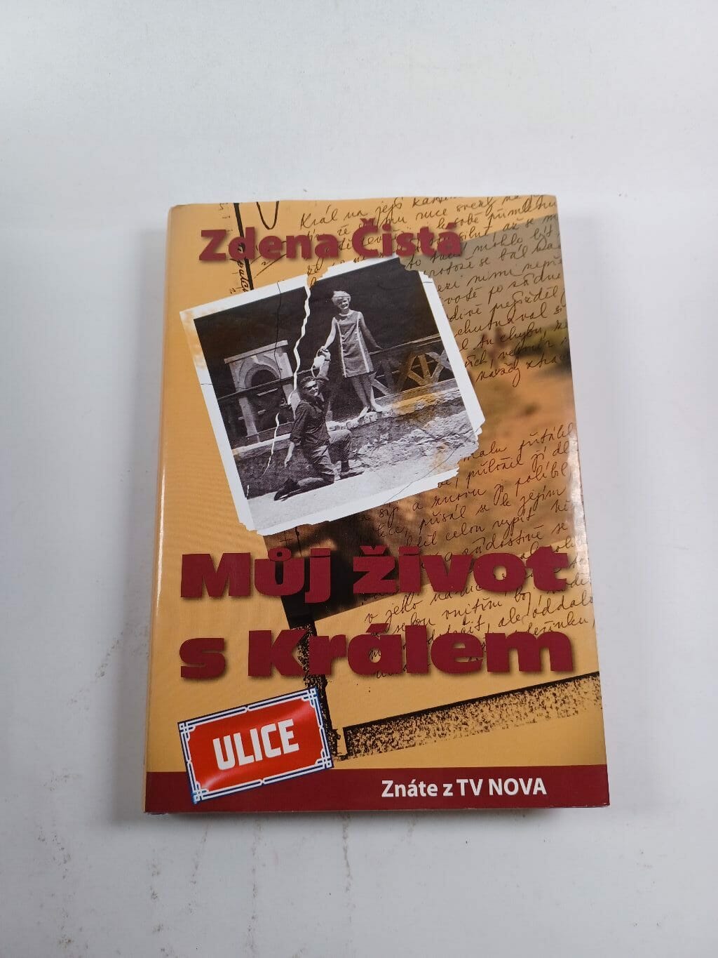 Můj život s Králem Pevná (žlutá)