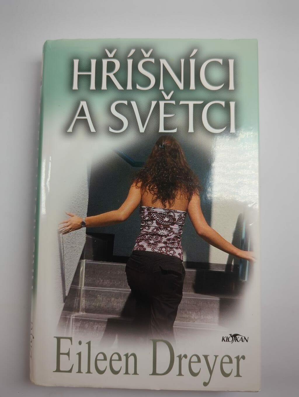 Levně Hříšníci a světci
