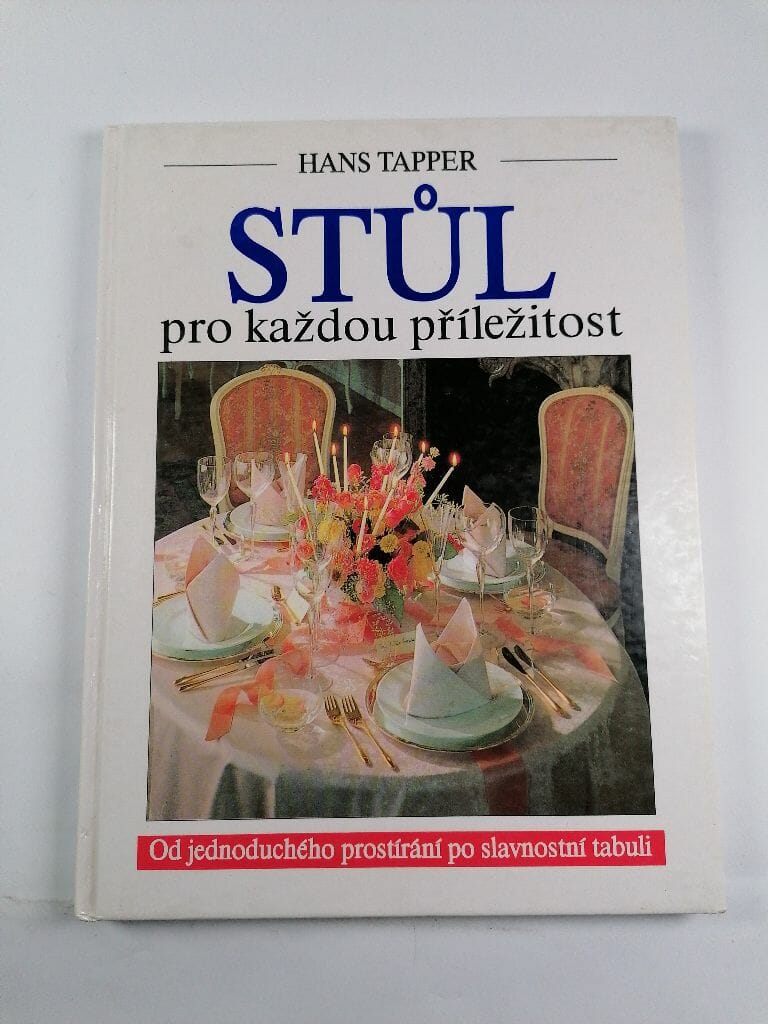 Levně Stůl pro každou příležitost