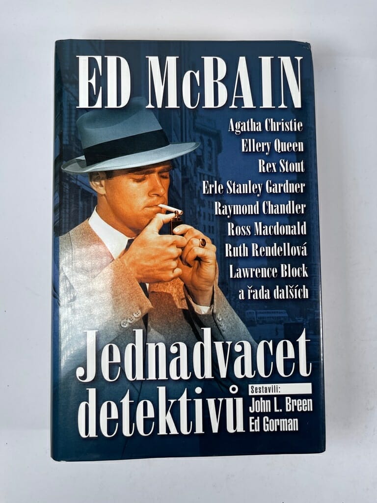 Jednadvacet detektivů Pevná (2001)