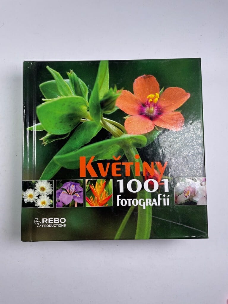 Levně Květiny: 1001 fotografií