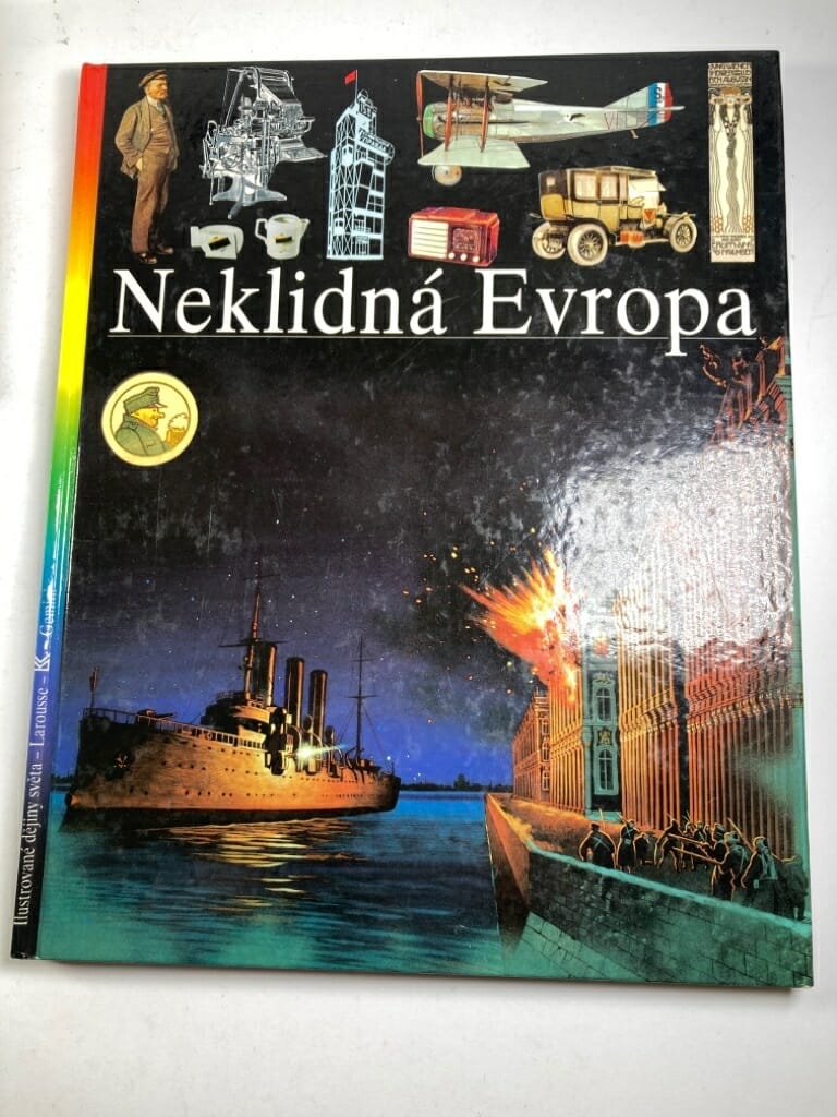 Levně Neklidná Evropa Pevná
