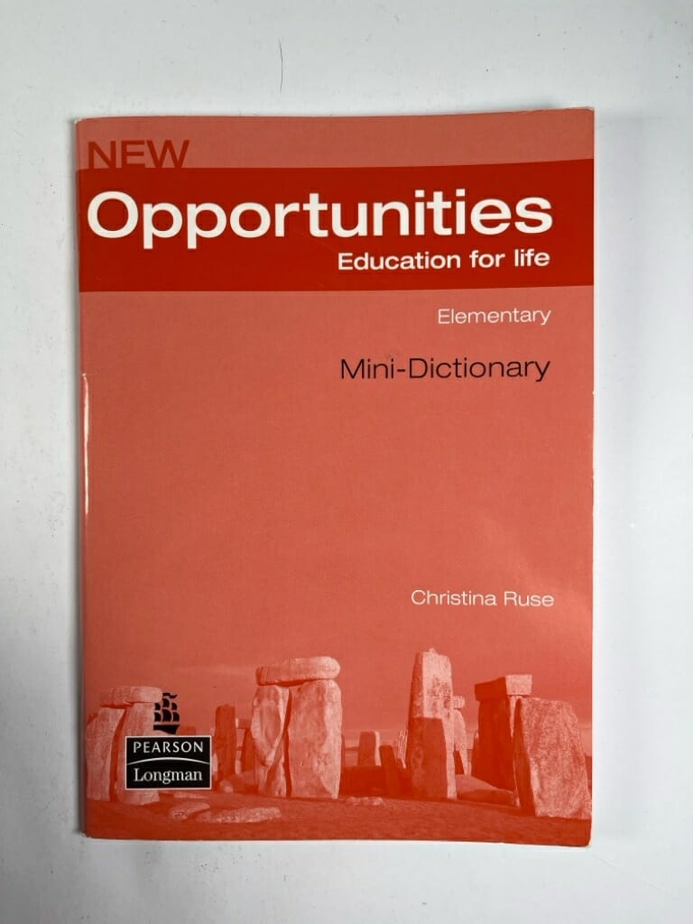 Levně New Opportunities Education for life: Elementary - Mini Dictionary
