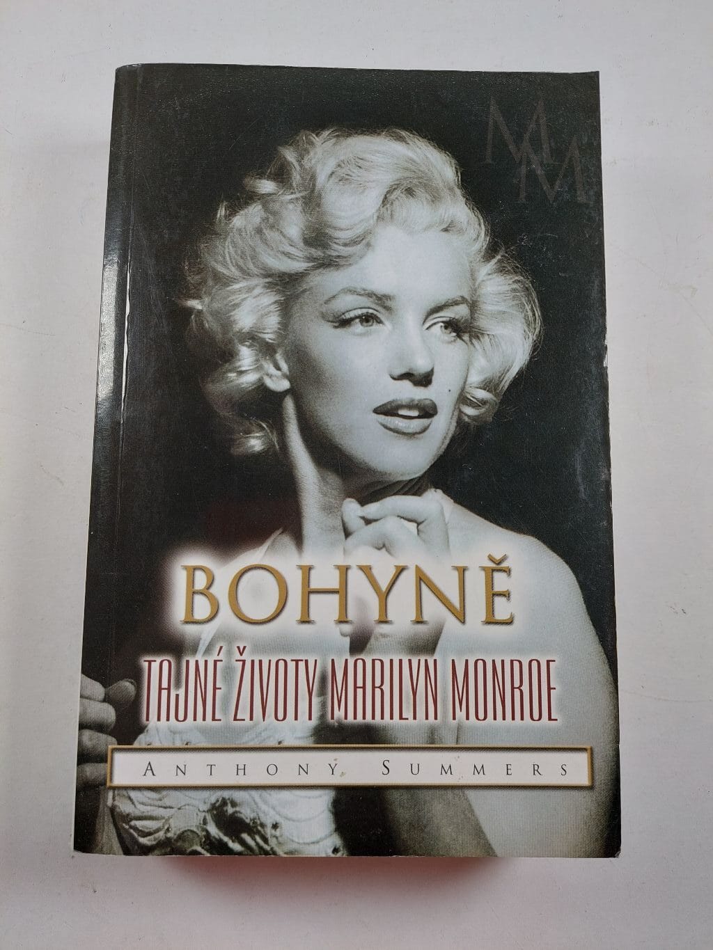 Bohyně. Tajné životy Marilyn Monroe Pevná 2009
