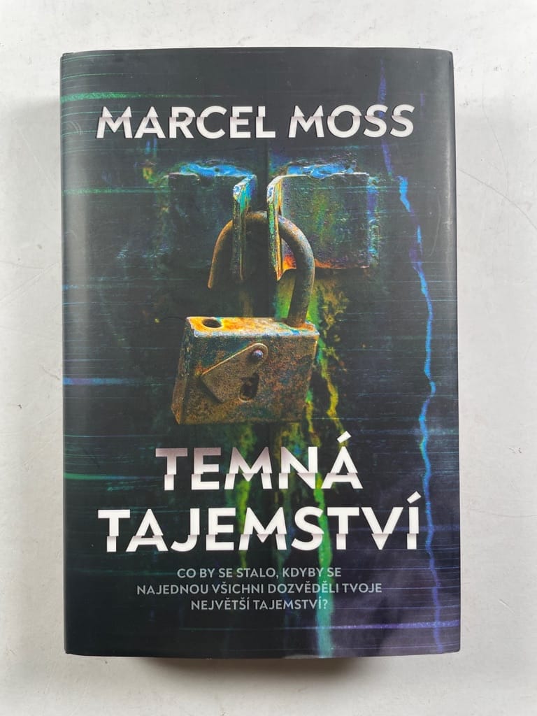 Levně Temná tajemství