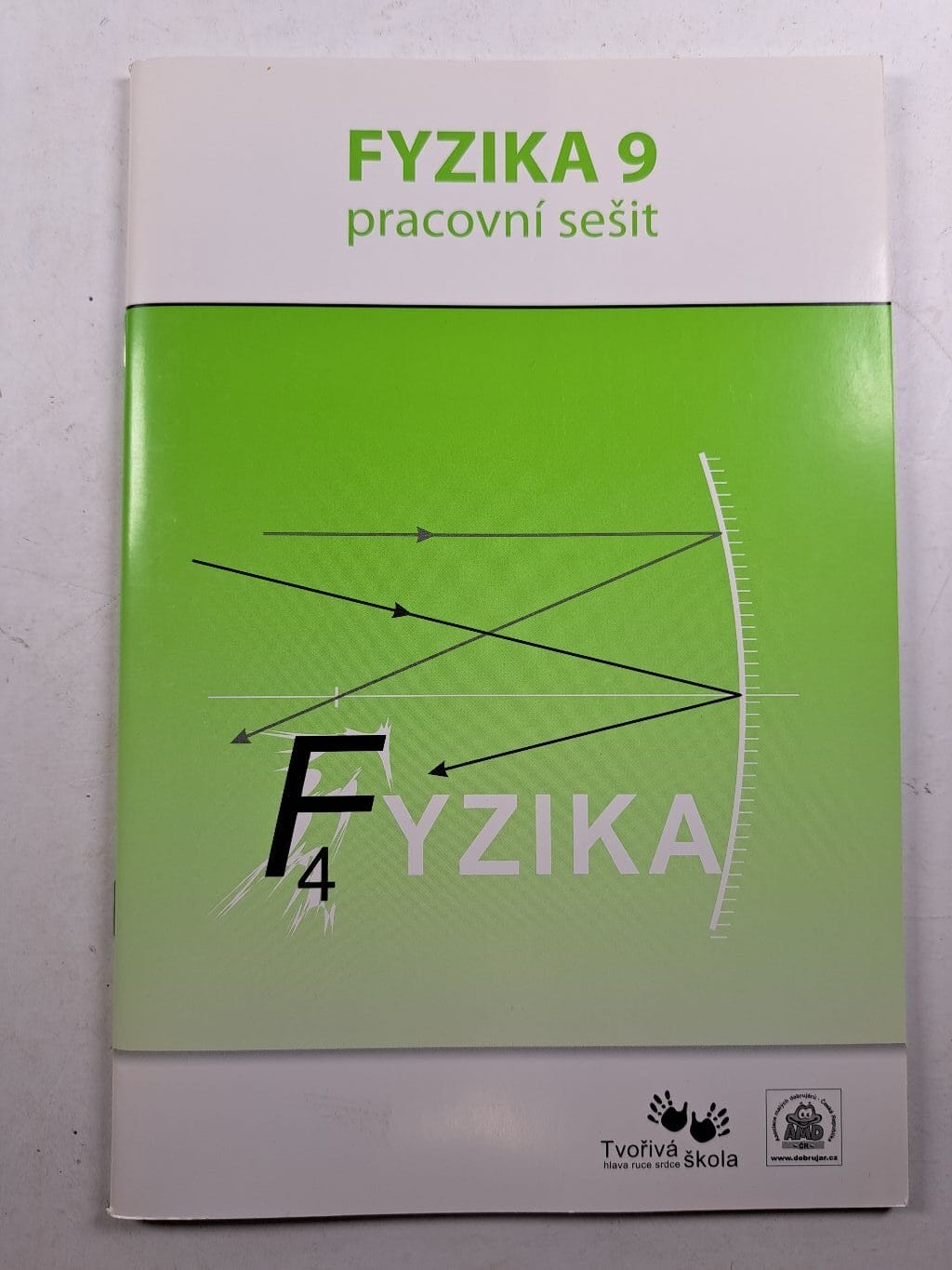 Levně Fyzika IV :pro školy se základním vzděláváním