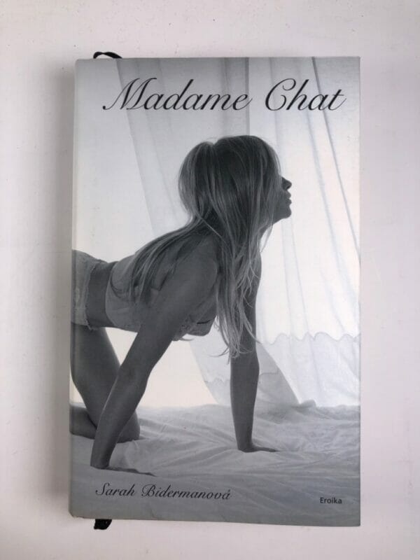 Madame Chat Pevná (2002)