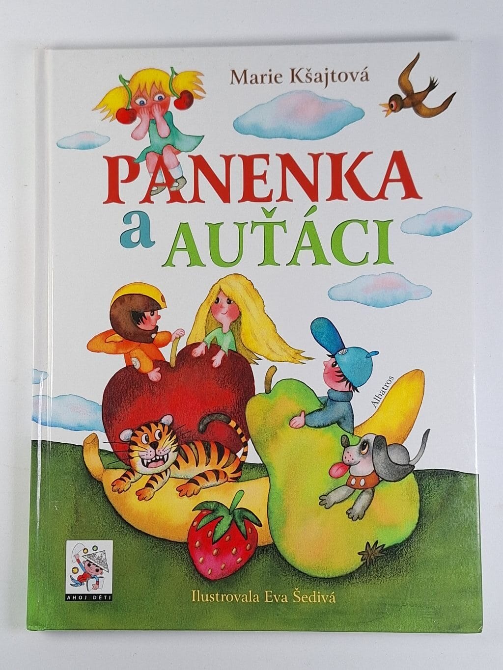Levně Panenka a auťáci