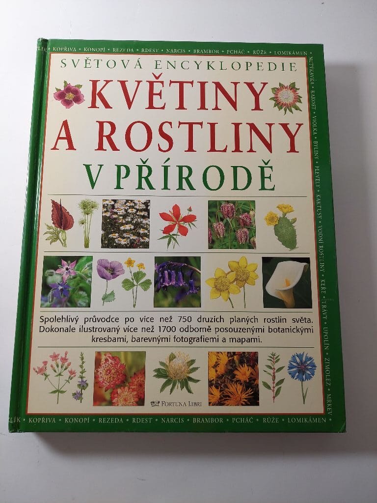 Levně Květiny a rostliny v přírodě