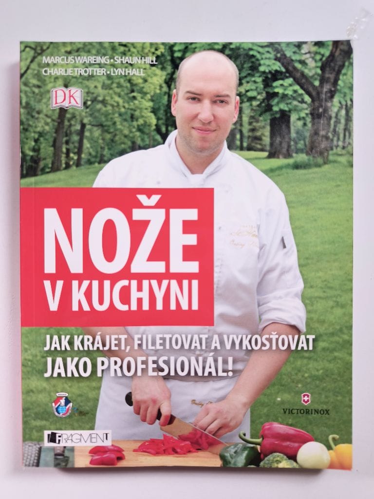 Levně Nože v kuchyni