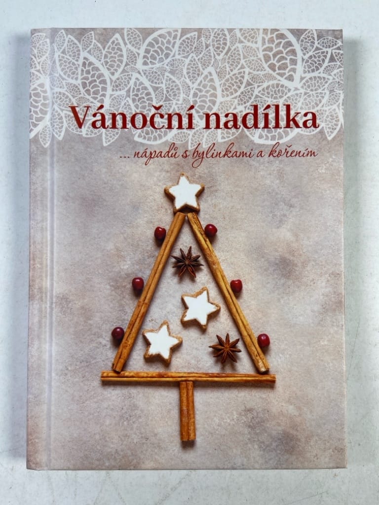 Levně Vánoční nadílka... nápadů s bylinkami a kořením