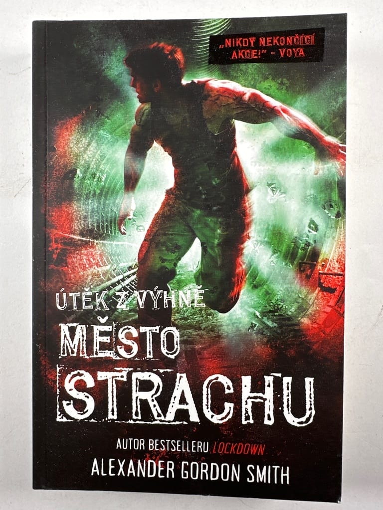 Levně Útěk z Výhně: Město strachu (4)