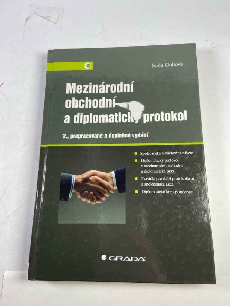 Levně Mezinárodní obchodní a diplomatický protokol Pevná (2011)