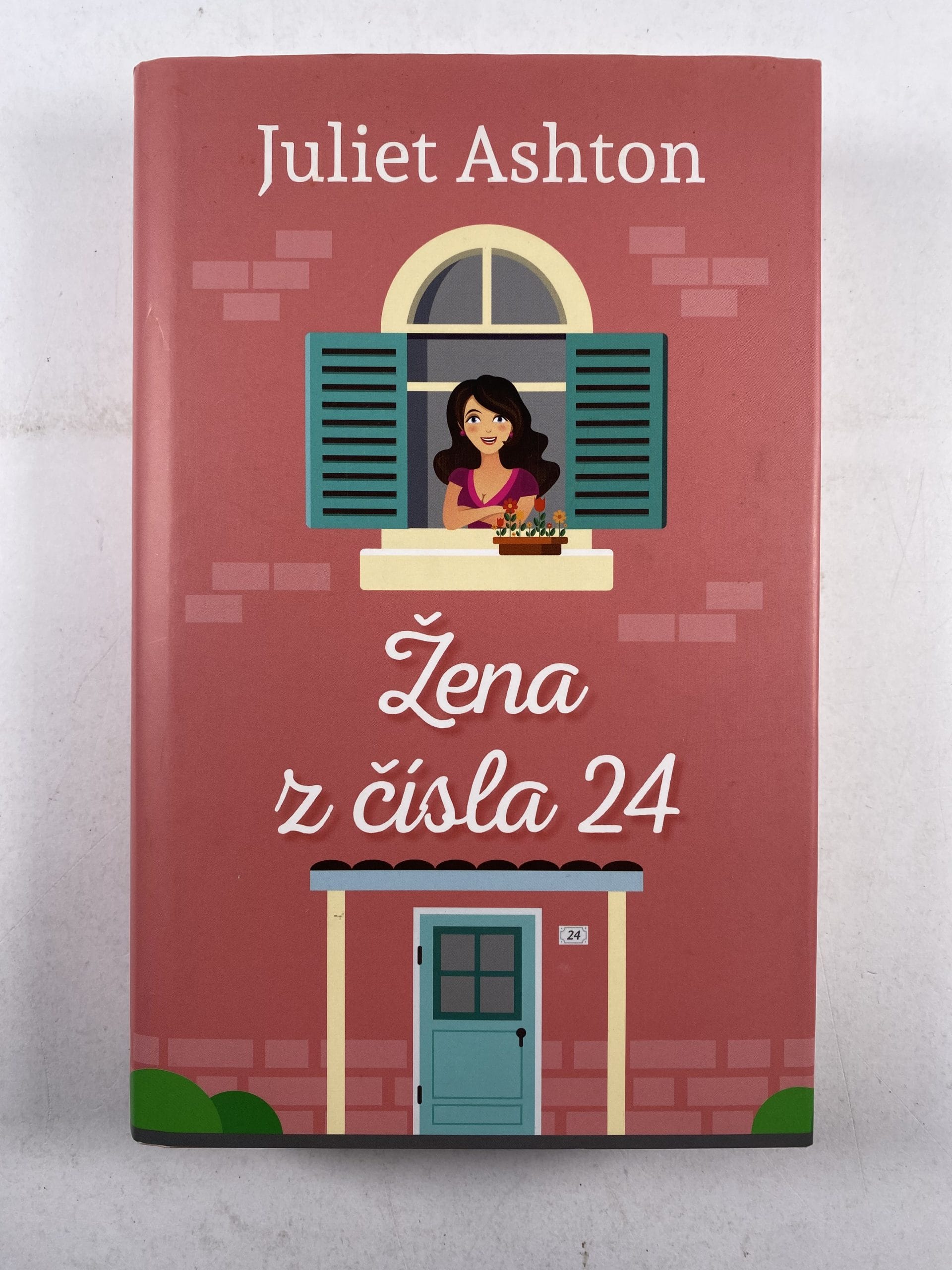 Žena z čísla 24