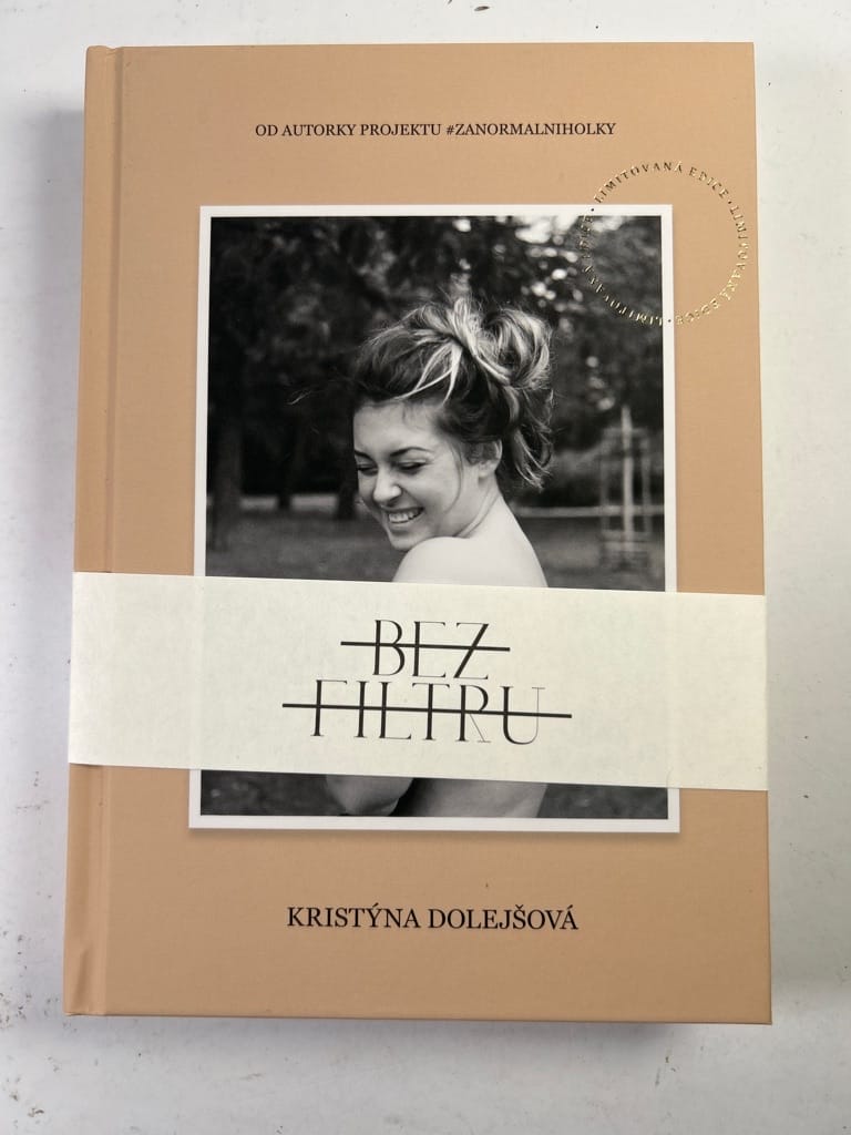 Bez filtru Pevná vazba