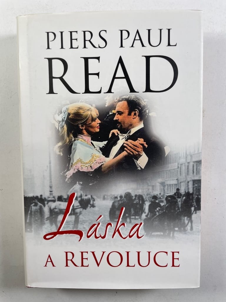 Láska a revoluce Pevná (2004)