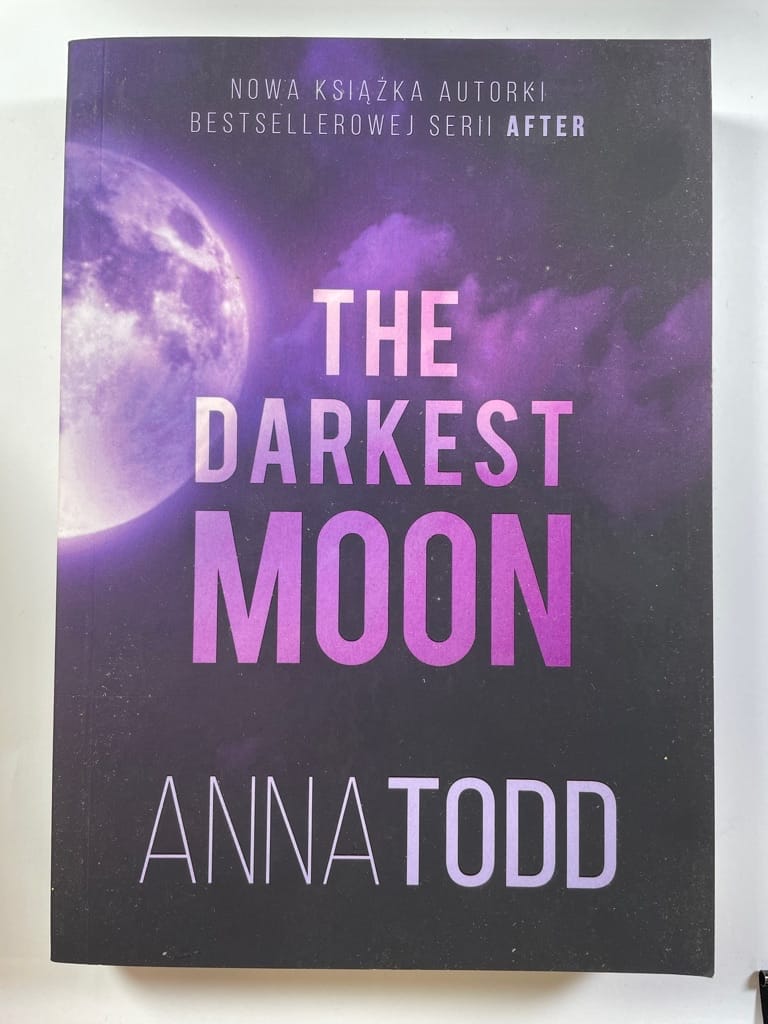 Levně The Darkest Moon