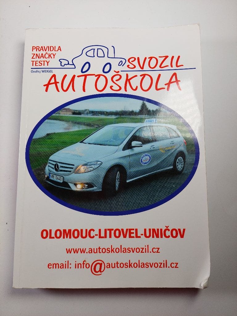 Autoškola Svozil: Pravidla, značky, testy
