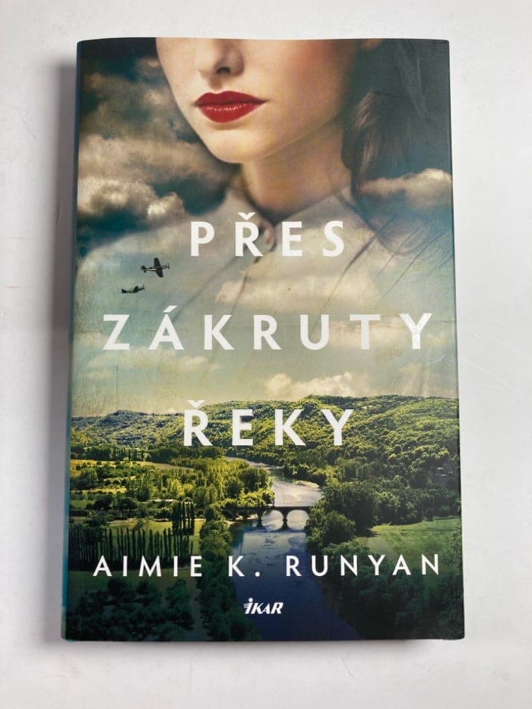 Přes zákruty řeky Pevná