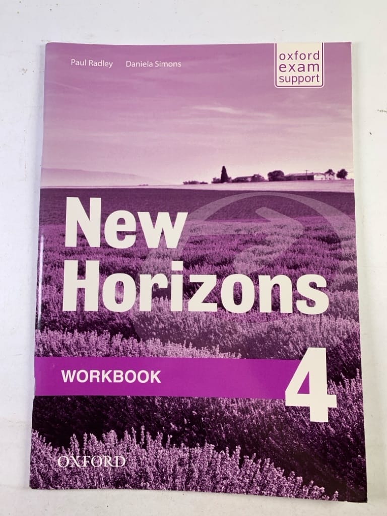 Levně New Horizons - Workbook 4