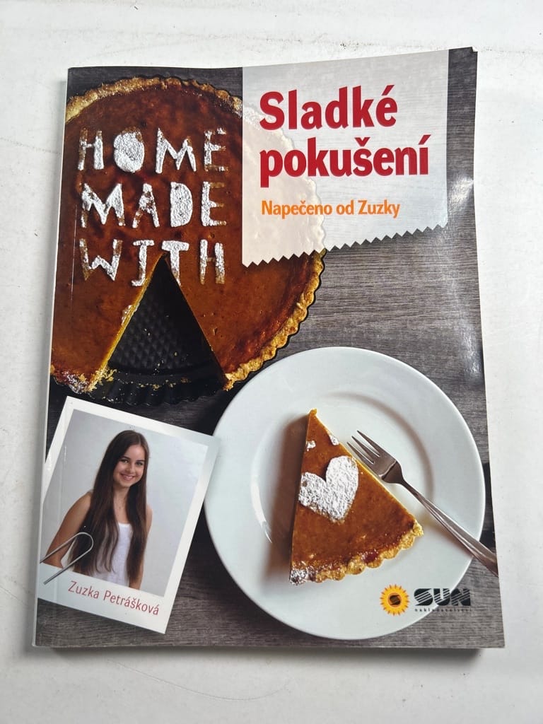 Levně Sladké pokušení: napečeno od Zuzky