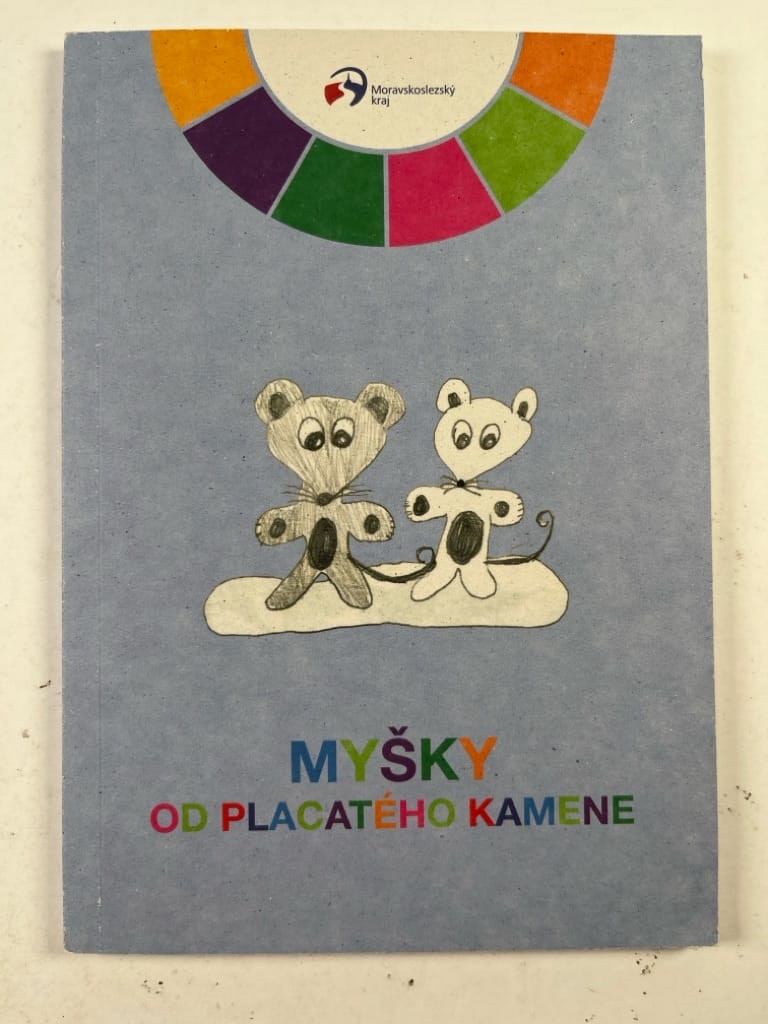 Levně Myšky od placatého kamene