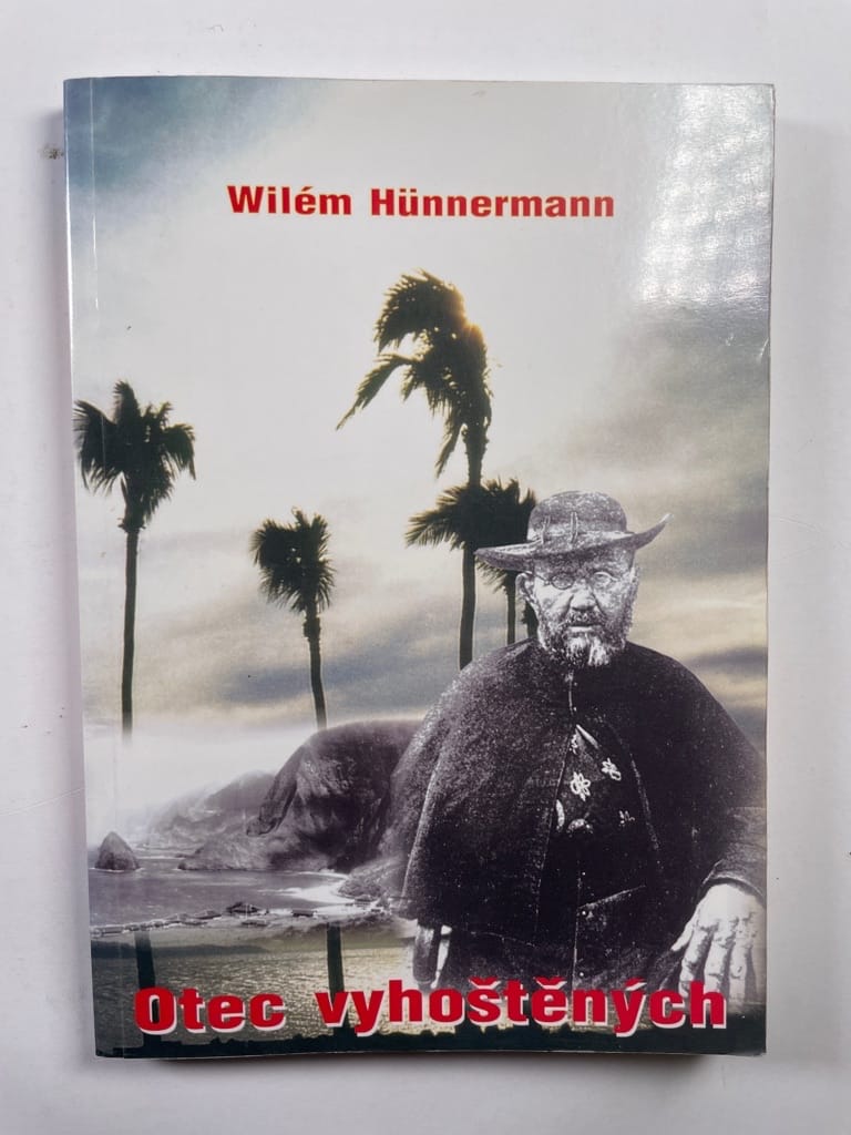 Levně Otec vyhoštěných Pevná (2003)