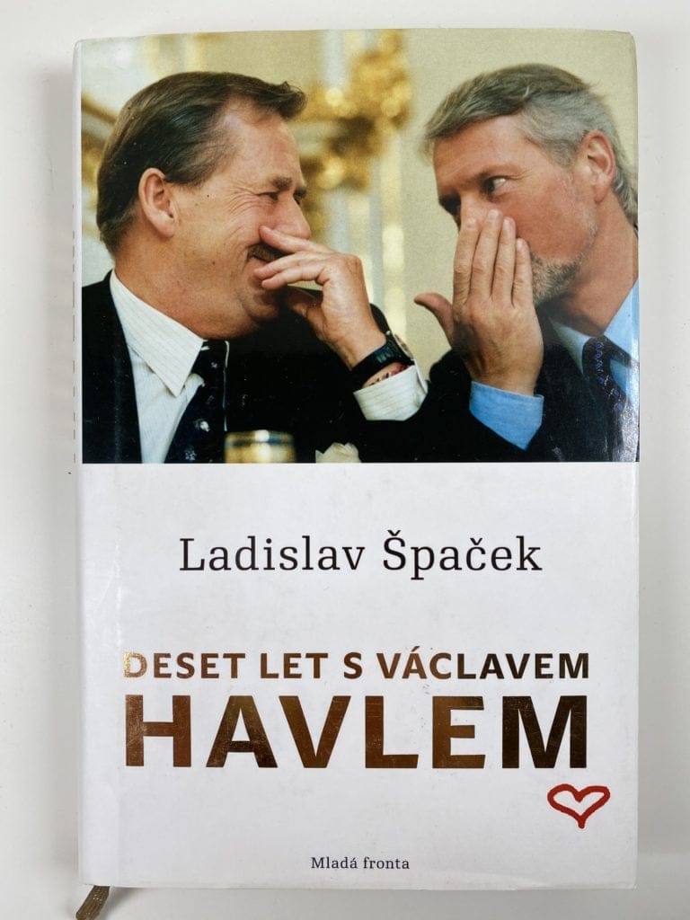 Levně Deset let s Václavem Havlem Pevná (2012)