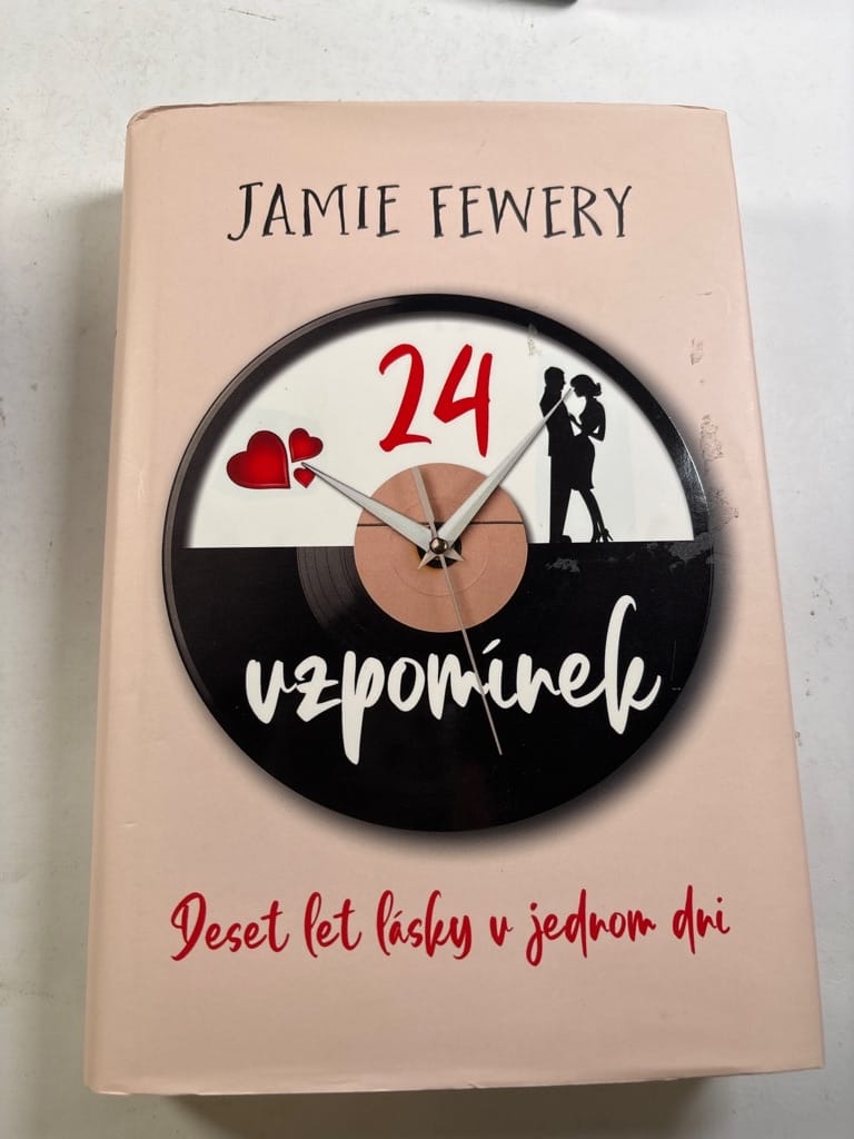 24 vzpomínek: Deset let lásky v jednom dni
