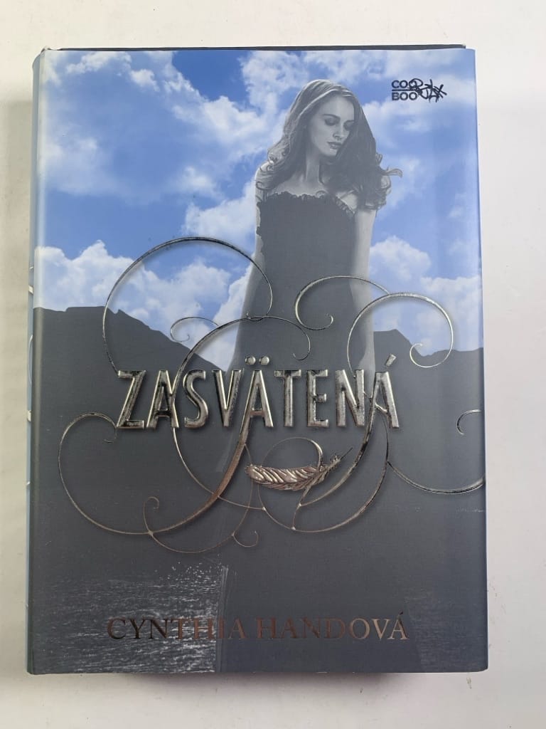 Levně Zasvätená