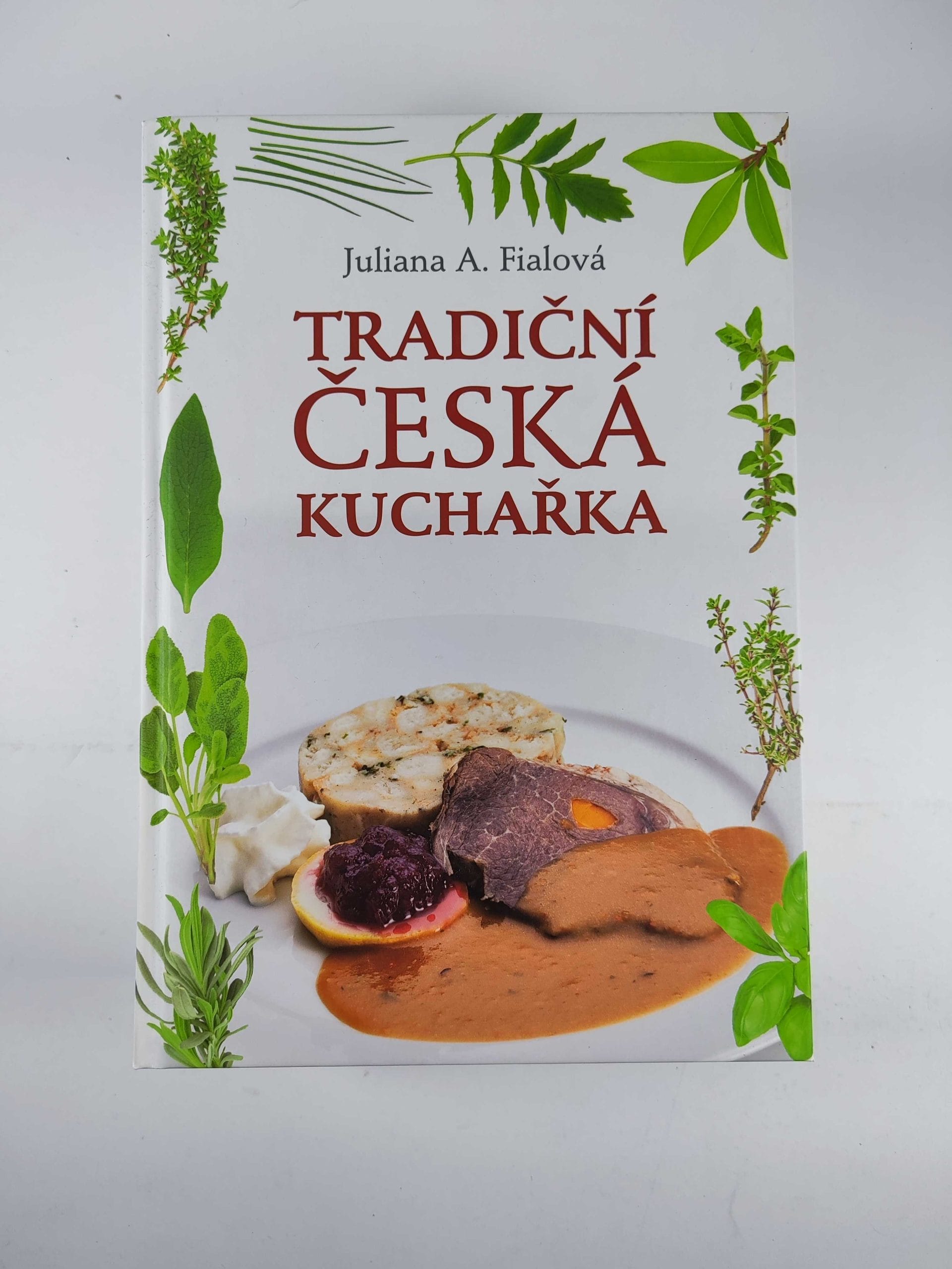 Levně Tradiční česká kuchařka Pevná (2012)