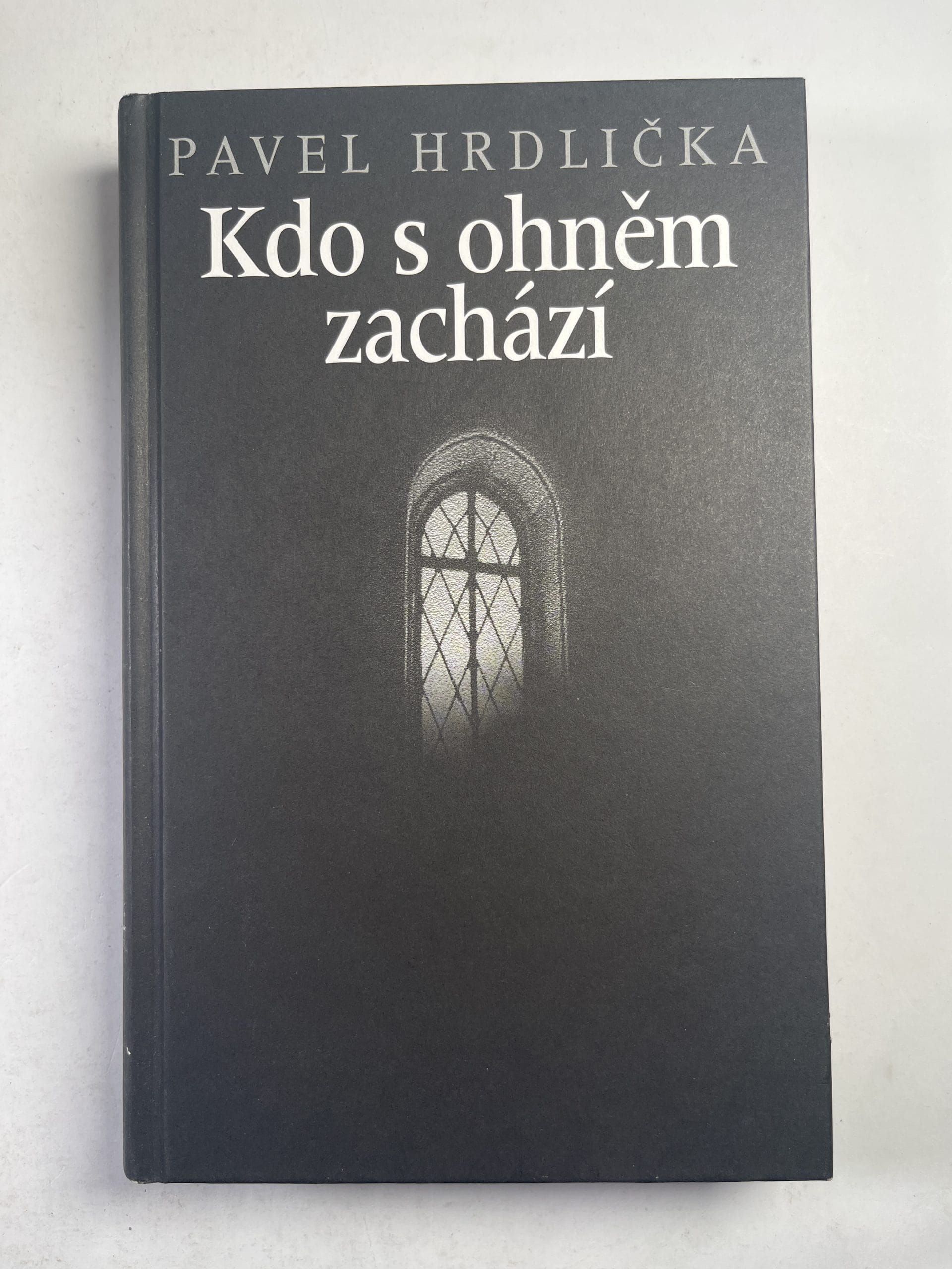 Kdo s ohněm zachází Bez obalu (2014)