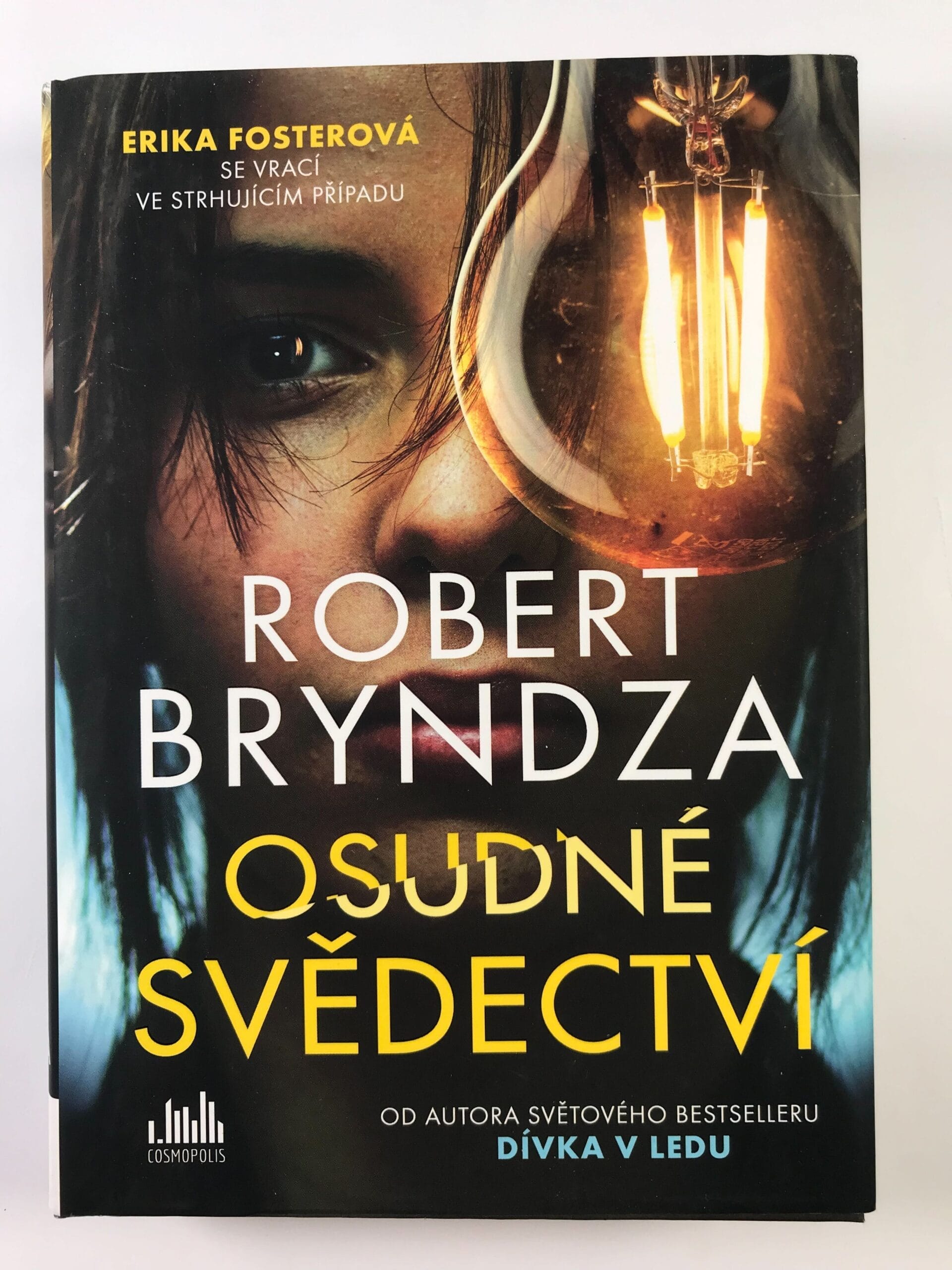 Levně Inspektorka Erika Fosterová: Osudné svědectví (7) Pevná (2022)