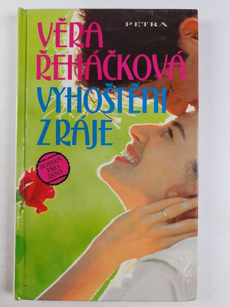 Levně Vyhoštěni z ráje Pevná