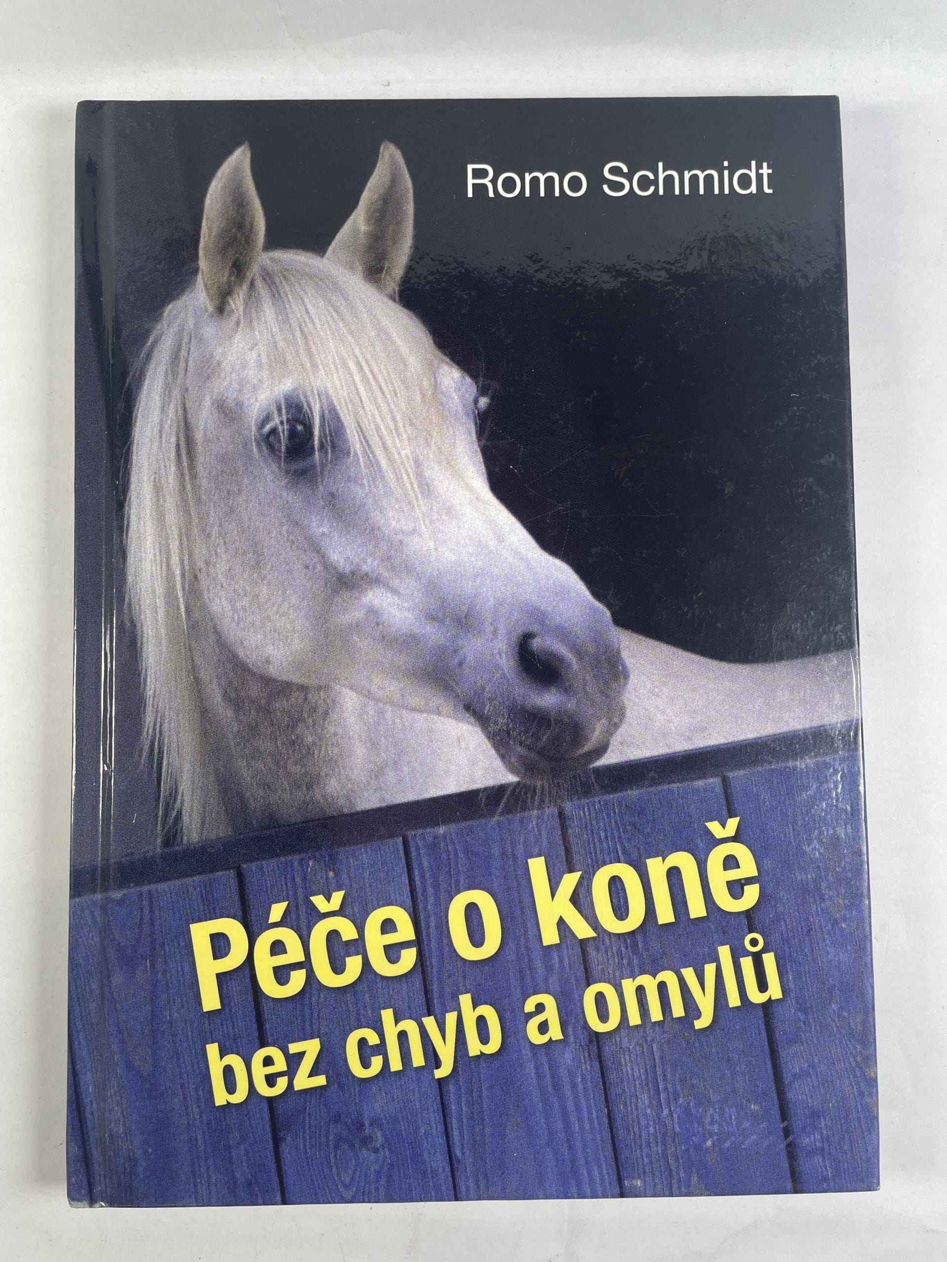 Levně Péče o koně bez chyb a omylů