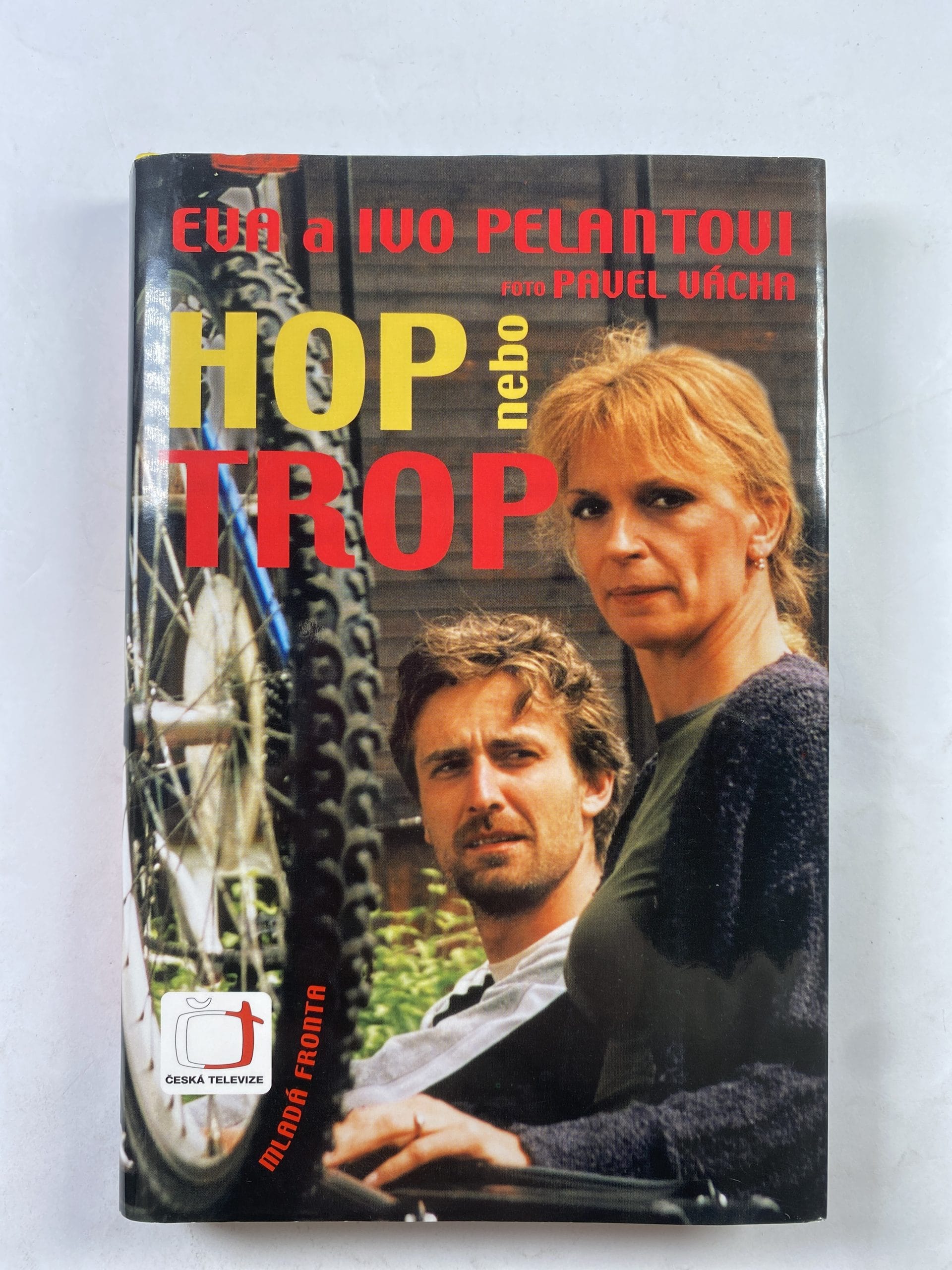 Hop nebo trop Pevná (2004)