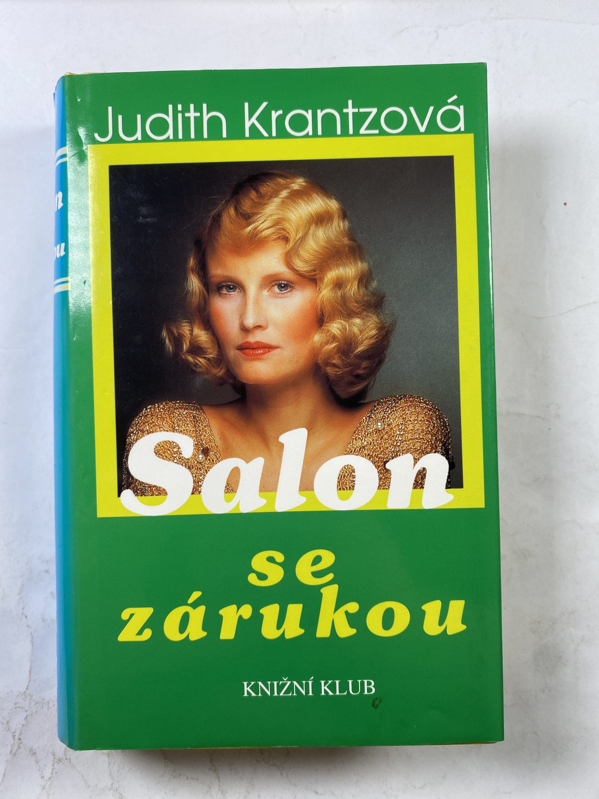 Zábrany: Salon se zárukou (1)